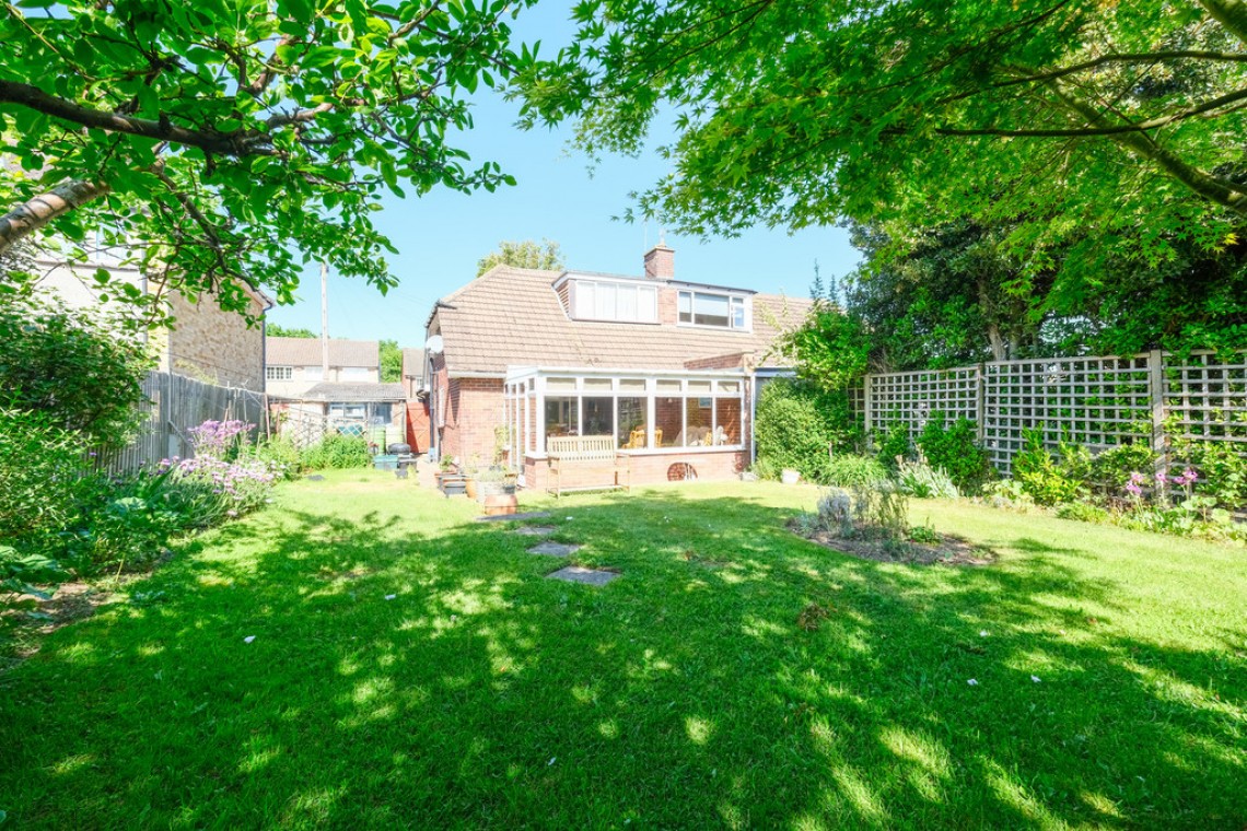 Images for Gload Crescent, Orpington EAID:11e514c9f7e99906cb8dd0ceb0e9edcf BID:1