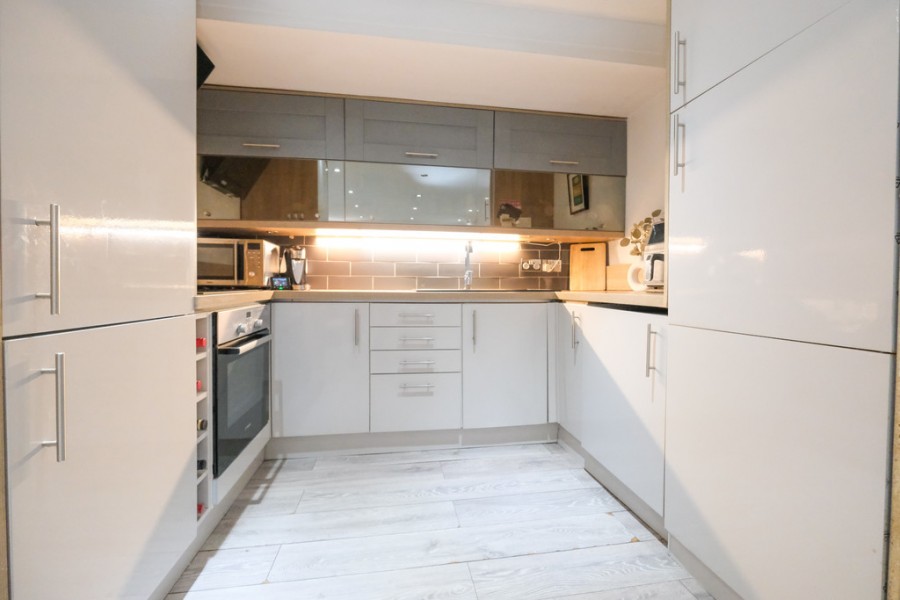 Images for Gladstone Road, Orpington EAID:11e514c9f7e99906cb8dd0ceb0e9edcf BID:1