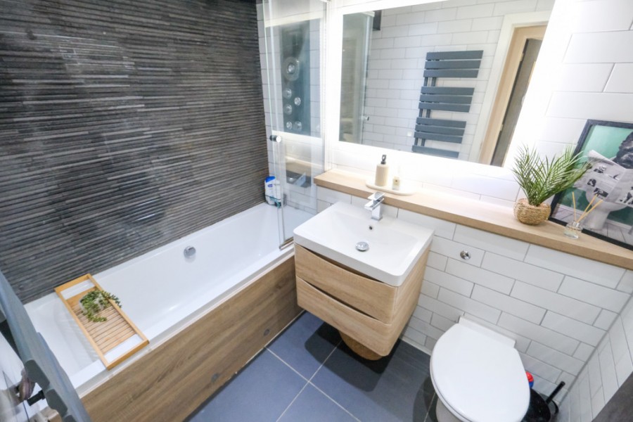 Images for Gladstone Road, Orpington EAID:11e514c9f7e99906cb8dd0ceb0e9edcf BID:1