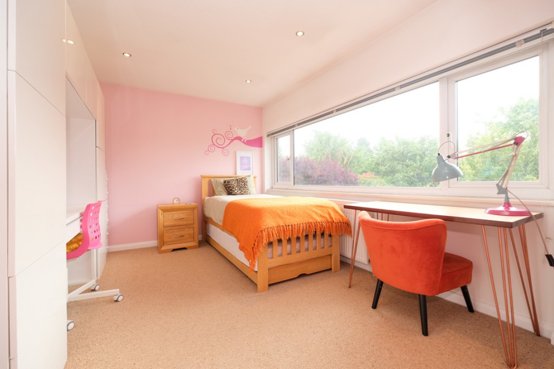 Images for Woodside, Orpington EAID:11e514c9f7e99906cb8dd0ceb0e9edcf BID:1