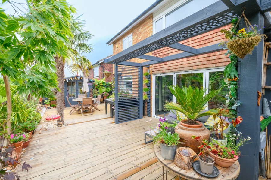 Images for Woodside, Orpington EAID:11e514c9f7e99906cb8dd0ceb0e9edcf BID:1