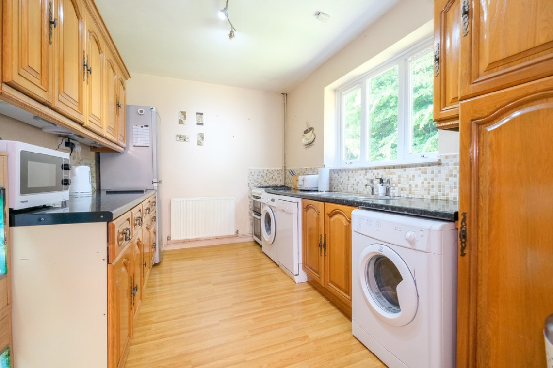 Images for Beddington Road, Orpington EAID:11e514c9f7e99906cb8dd0ceb0e9edcf BID:1