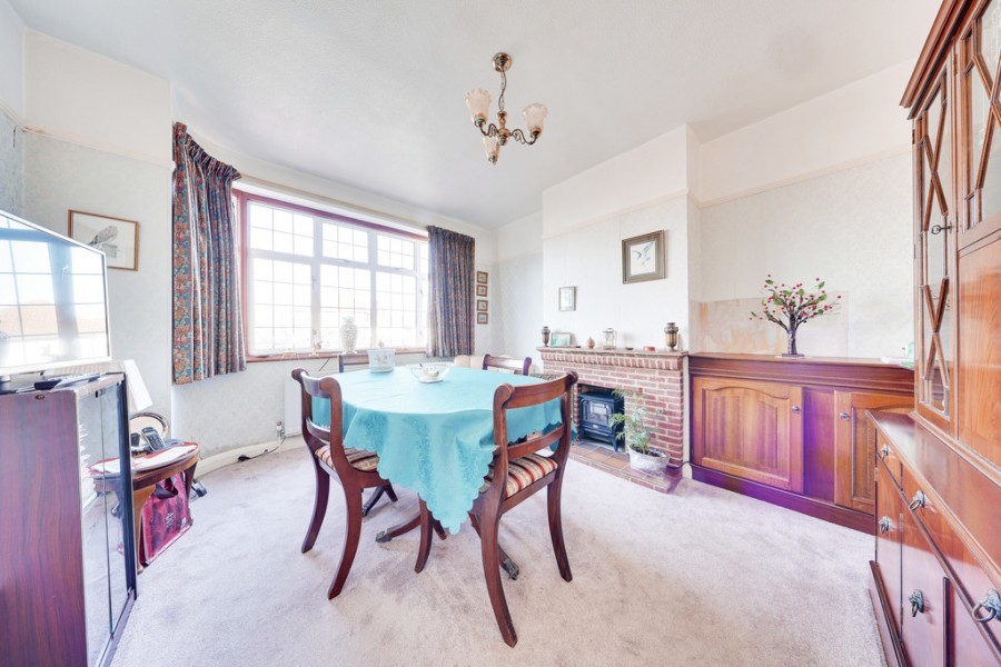 Images for Lodge Close, Orpington EAID:11e514c9f7e99906cb8dd0ceb0e9edcf BID:1