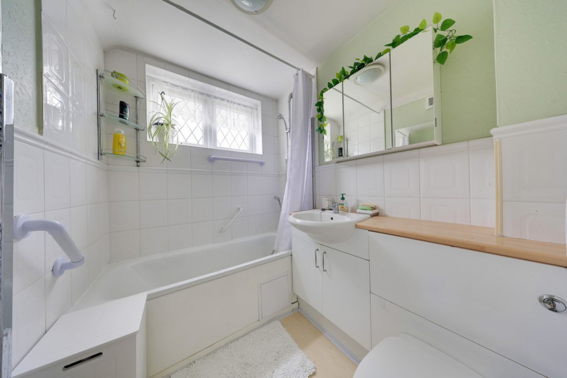 Images for Friar Road, Orpington EAID:11e514c9f7e99906cb8dd0ceb0e9edcf BID:1