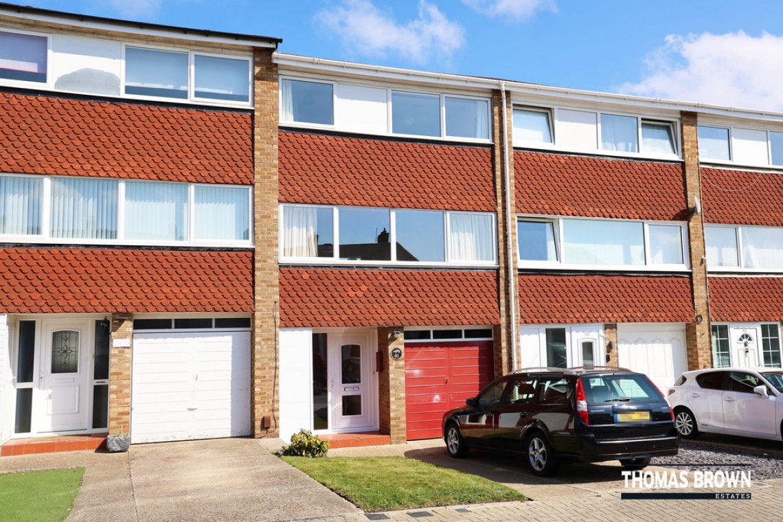 Images for Place Farm Avenue, Orpington EAID:11e514c9f7e99906cb8dd0ceb0e9edcf BID:1