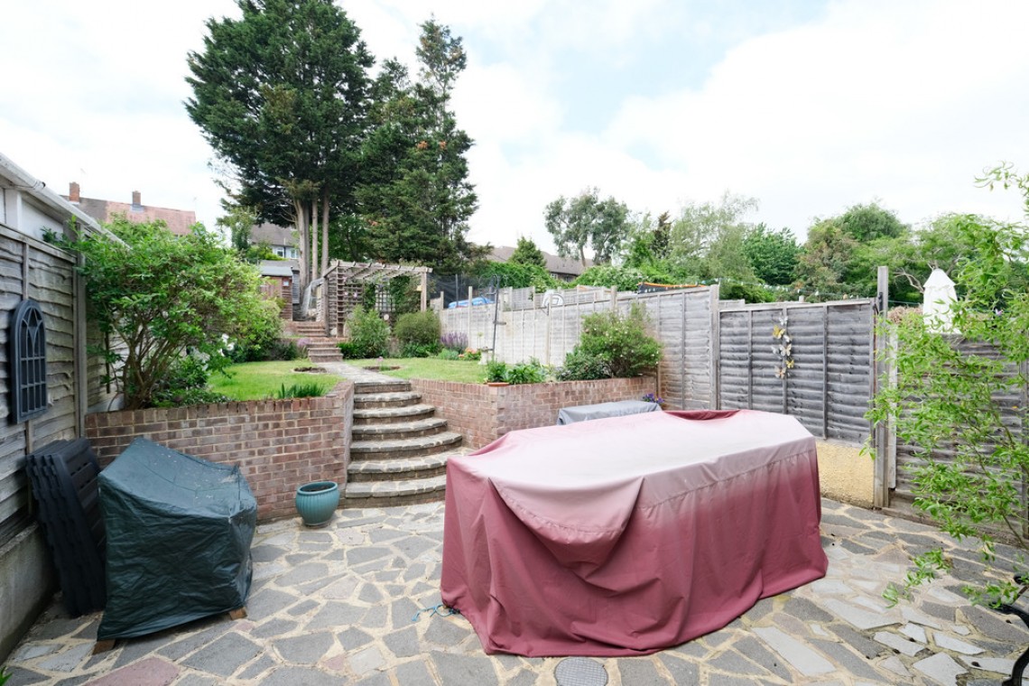 Images for Longbury Drive, Orpington EAID:11e514c9f7e99906cb8dd0ceb0e9edcf BID:1