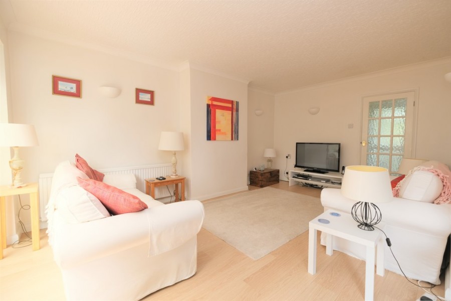 Images for Crown Close, Orpington EAID:11e514c9f7e99906cb8dd0ceb0e9edcf BID:1
