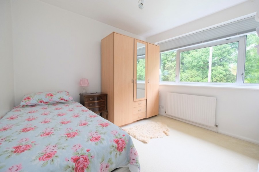 Images for Crown Close, Orpington EAID:11e514c9f7e99906cb8dd0ceb0e9edcf BID:1