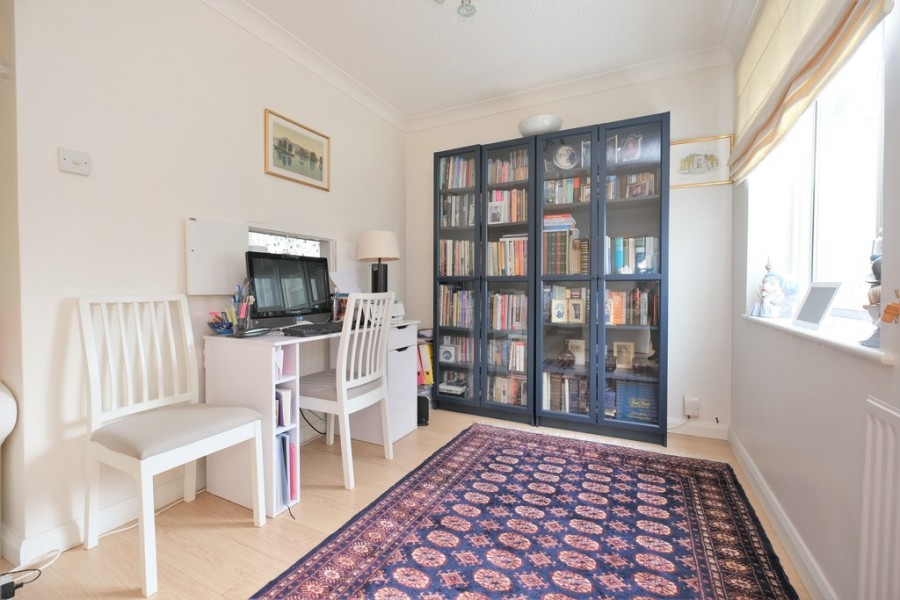 Images for Crown Close, Orpington EAID:11e514c9f7e99906cb8dd0ceb0e9edcf BID:1