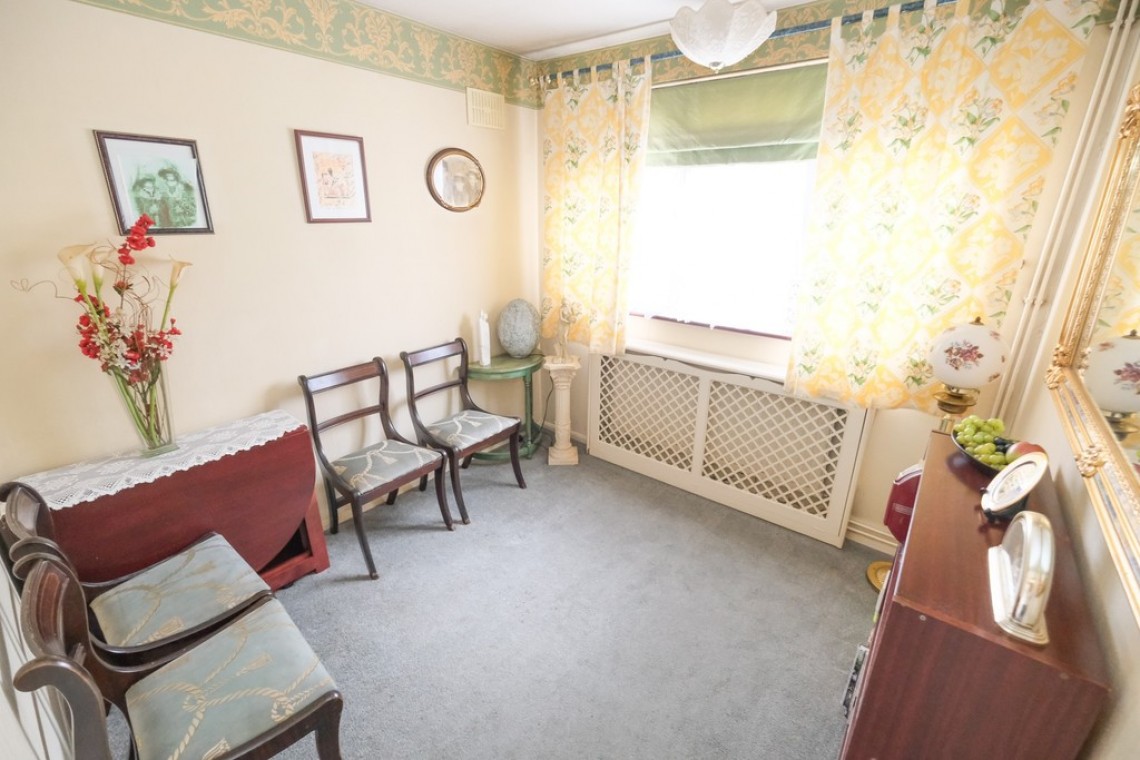 Images for Vernon Close, Orpington EAID:11e514c9f7e99906cb8dd0ceb0e9edcf BID:1