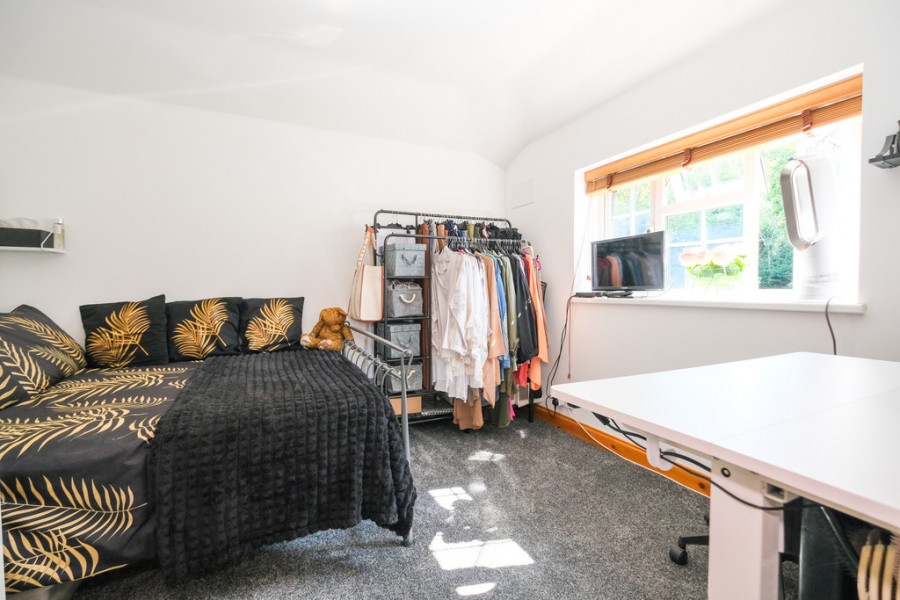 Images for Thorndon Close, Orpington EAID:11e514c9f7e99906cb8dd0ceb0e9edcf BID:1