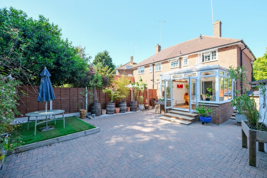 Images for Thorndon Close, Orpington EAID:11e514c9f7e99906cb8dd0ceb0e9edcf BID:1