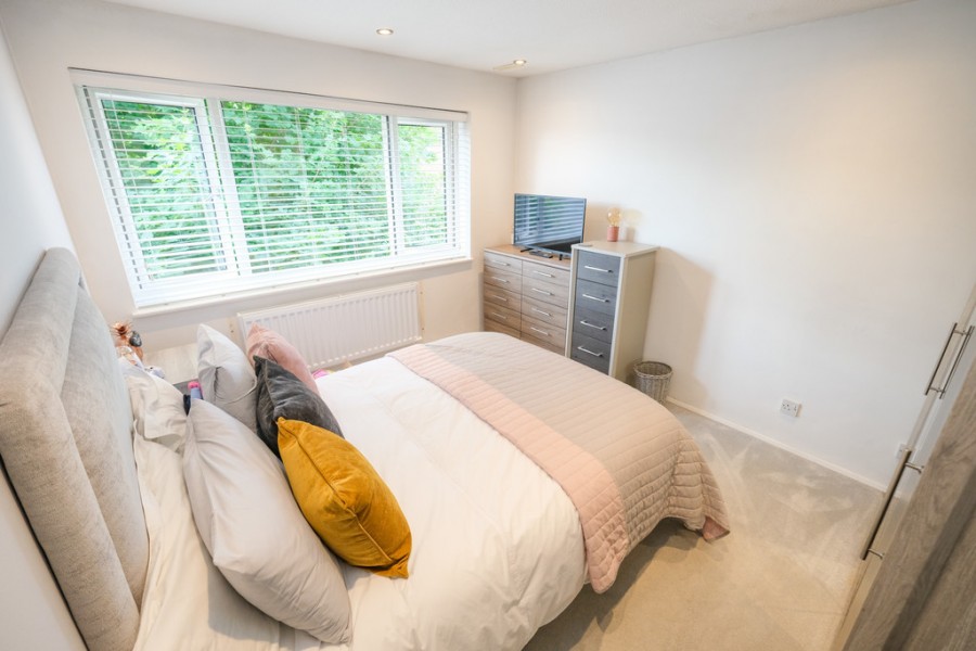 Images for Glendower Crescent, Orpington EAID:11e514c9f7e99906cb8dd0ceb0e9edcf BID:1