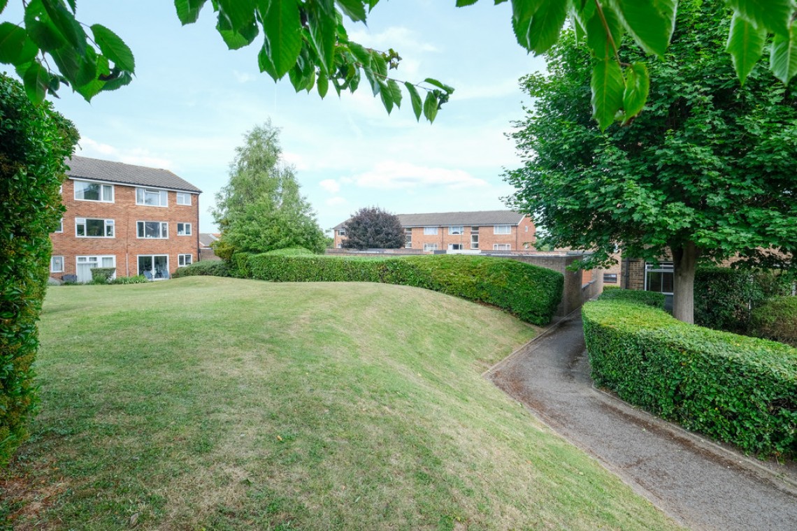 Images for Glendower Crescent, Orpington EAID:11e514c9f7e99906cb8dd0ceb0e9edcf BID:1