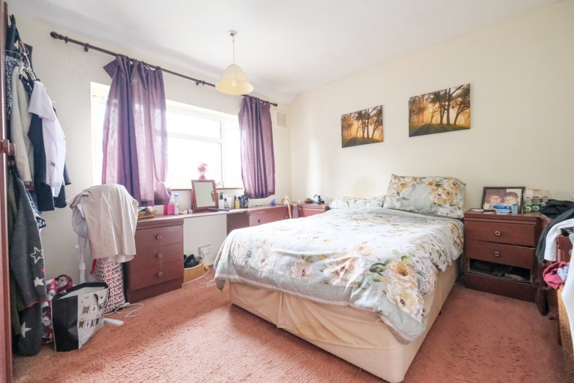 Images for Woodside, Orpington EAID:11e514c9f7e99906cb8dd0ceb0e9edcf BID:1