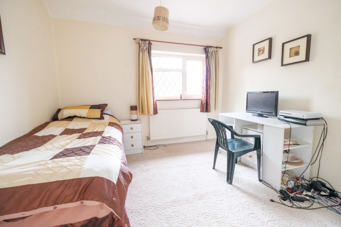 Images for Woodside, Orpington EAID:11e514c9f7e99906cb8dd0ceb0e9edcf BID:1