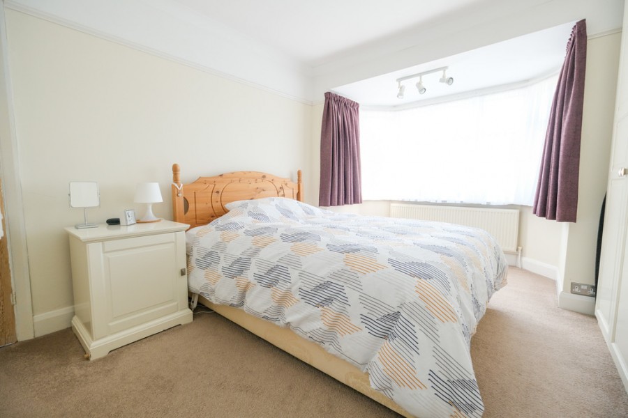 Images for Hillcrest Road, Orpington EAID:11e514c9f7e99906cb8dd0ceb0e9edcf BID:1