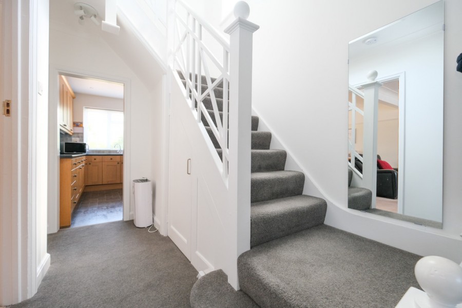 Images for Hillcrest Road, Orpington EAID:11e514c9f7e99906cb8dd0ceb0e9edcf BID:1