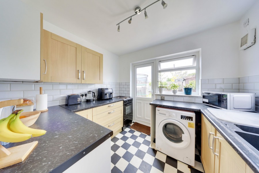 Images for Edmunds Avenue, Orpington EAID:11e514c9f7e99906cb8dd0ceb0e9edcf BID:1