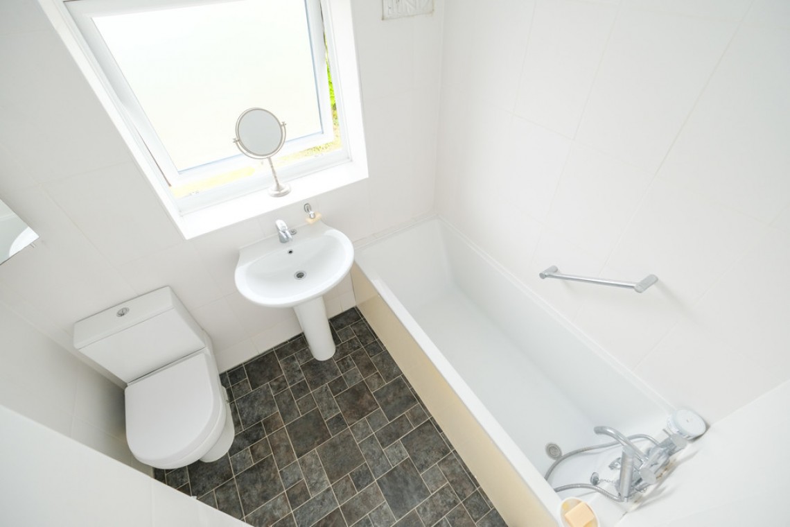 Images for Whippendell Way, Orpington EAID:11e514c9f7e99906cb8dd0ceb0e9edcf BID:1