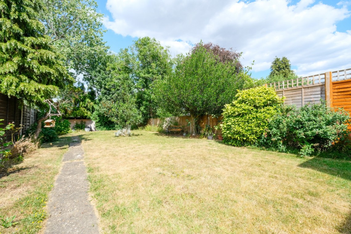 Images for Hillcrest Road, Orpington EAID:11e514c9f7e99906cb8dd0ceb0e9edcf BID:1