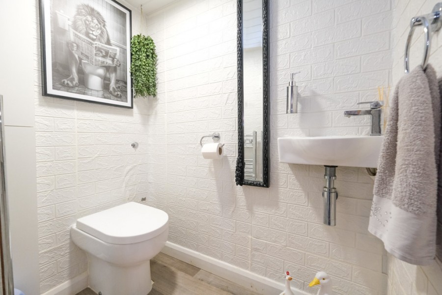 Images for Pleasance Road, Orpington EAID:11e514c9f7e99906cb8dd0ceb0e9edcf BID:1