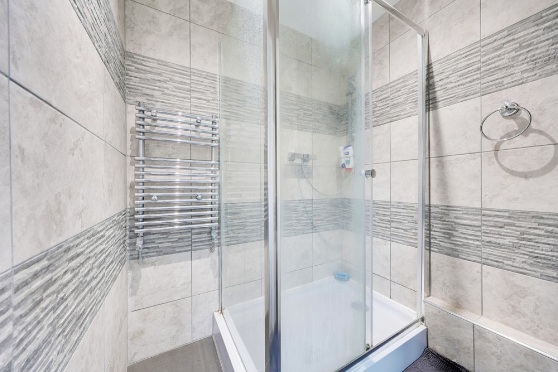 Images for Blackberry Field, Orpington EAID:11e514c9f7e99906cb8dd0ceb0e9edcf BID:1