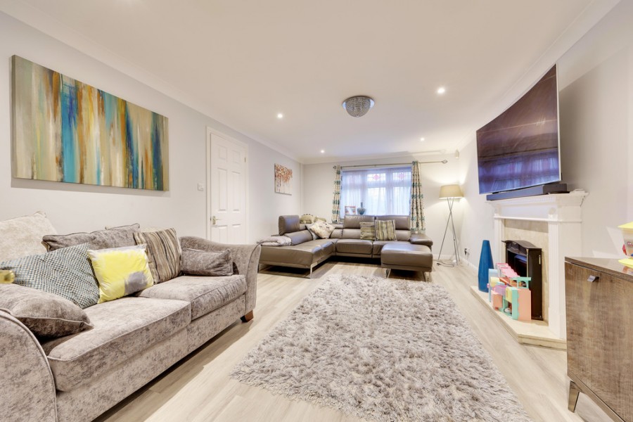 Images for Blackberry Field, Orpington EAID:11e514c9f7e99906cb8dd0ceb0e9edcf BID:1