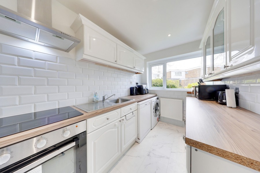 Images for Ferndown Avenue, Orpington EAID:11e514c9f7e99906cb8dd0ceb0e9edcf BID:1