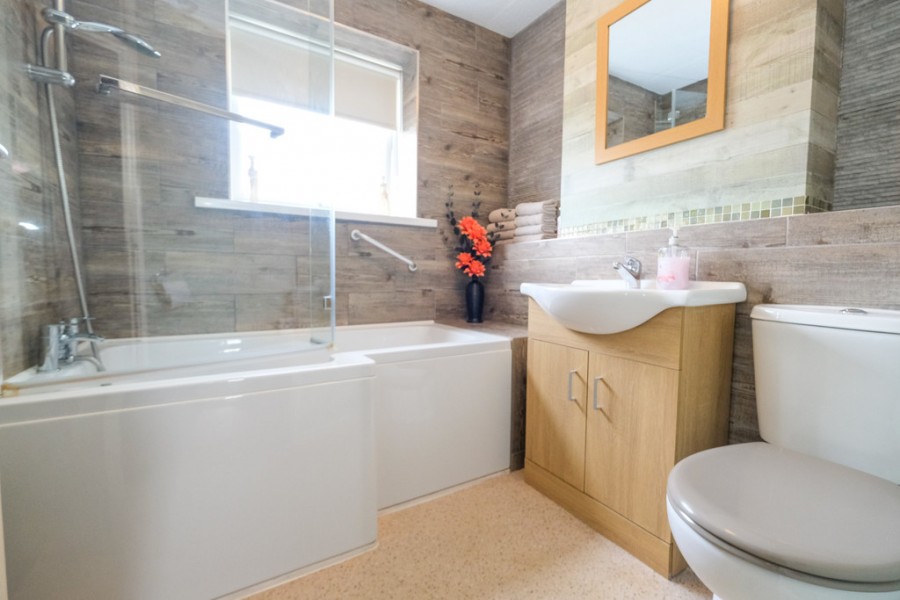 Images for Petten Grove, Orpington EAID:11e514c9f7e99906cb8dd0ceb0e9edcf BID:1