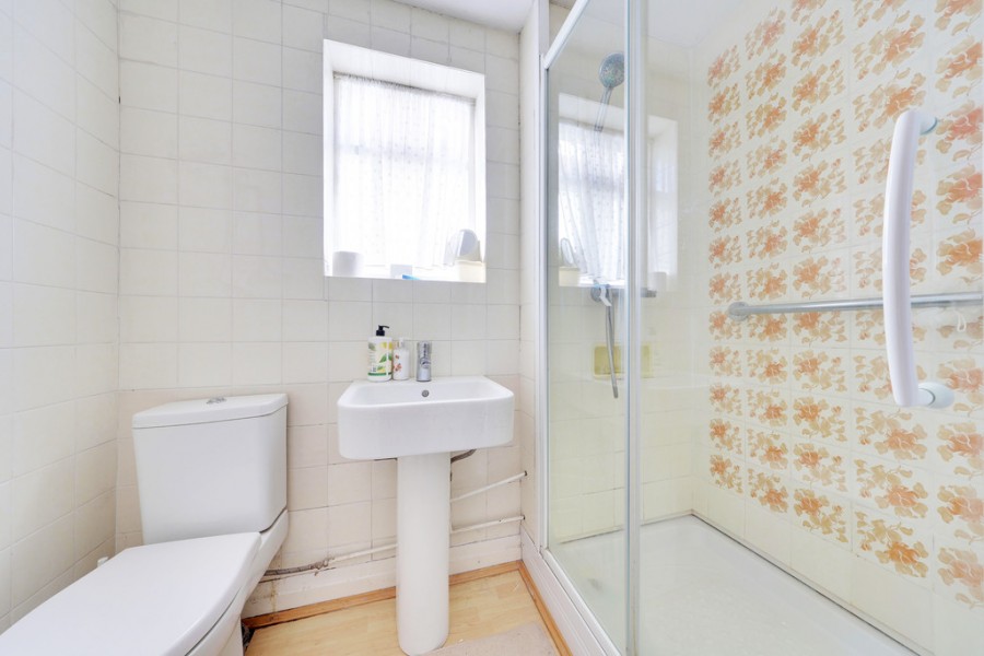 Images for Grasmere Avenue, Orpington EAID:11e514c9f7e99906cb8dd0ceb0e9edcf BID:1