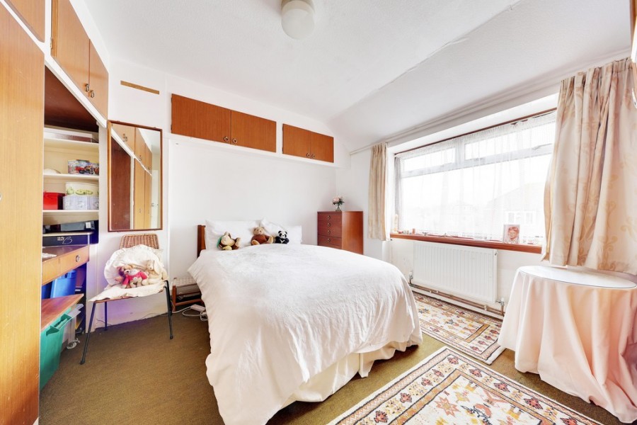 Images for Grasmere Avenue, Orpington EAID:11e514c9f7e99906cb8dd0ceb0e9edcf BID:1