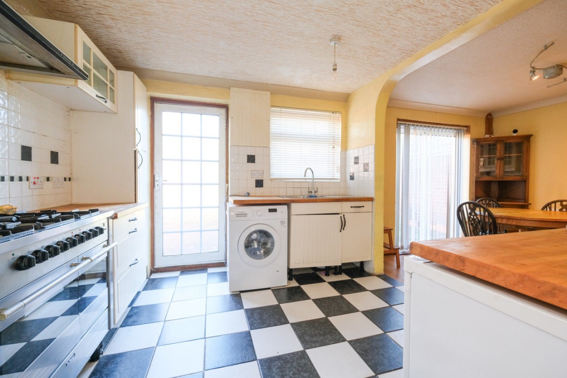 Images for Petten Grove, Orpington EAID:11e514c9f7e99906cb8dd0ceb0e9edcf BID:1