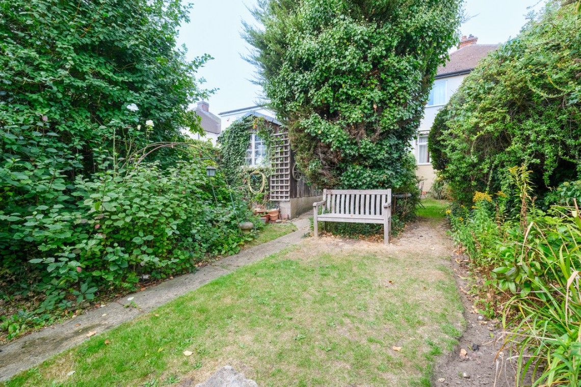 Images for Austin Road, Orpington EAID:11e514c9f7e99906cb8dd0ceb0e9edcf BID:1