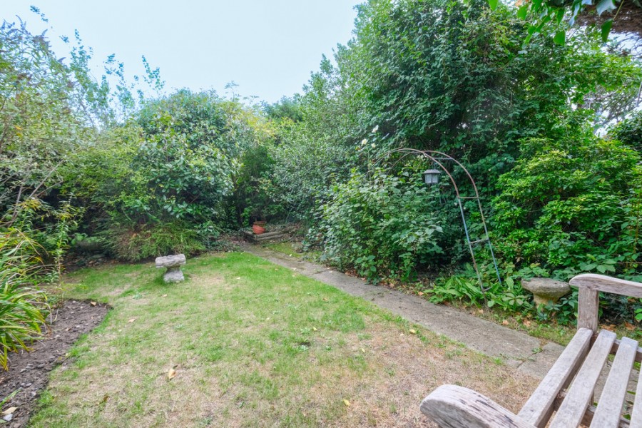 Images for Austin Road, Orpington EAID:11e514c9f7e99906cb8dd0ceb0e9edcf BID:1