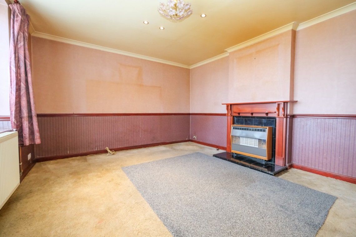 Images for Lullingstone Crescent, Orpington EAID:11e514c9f7e99906cb8dd0ceb0e9edcf BID:1