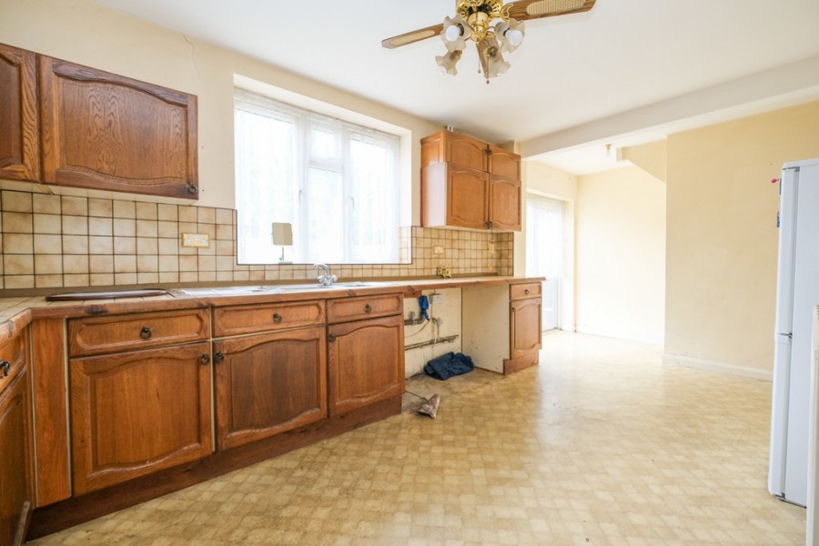 Images for Lullingstone Crescent, Orpington EAID:11e514c9f7e99906cb8dd0ceb0e9edcf BID:1