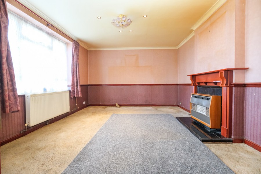 Images for Lullingstone Crescent, Orpington EAID:11e514c9f7e99906cb8dd0ceb0e9edcf BID:1