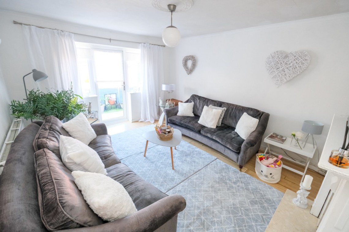 Images for Waldenhurst Road, Orpington EAID:11e514c9f7e99906cb8dd0ceb0e9edcf BID:1