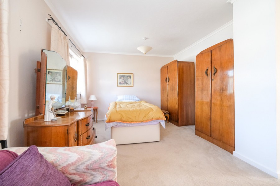 Images for Ringshall Road, Orpington EAID:11e514c9f7e99906cb8dd0ceb0e9edcf BID:1