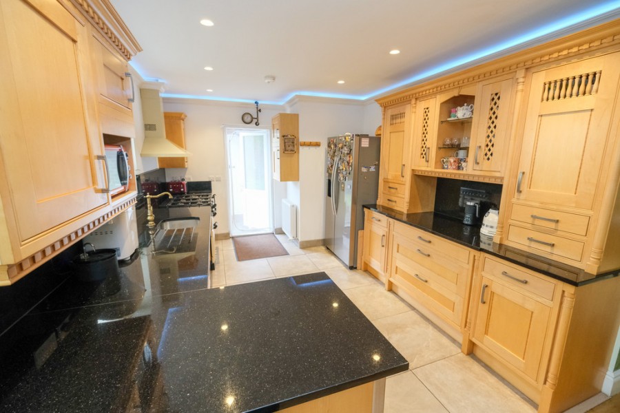 Images for Ravensbury Road, Orpington EAID:11e514c9f7e99906cb8dd0ceb0e9edcf BID:1