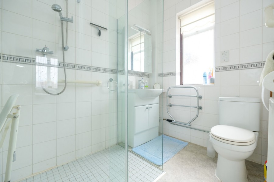 Images for Northfield Avenue, Orpington EAID:11e514c9f7e99906cb8dd0ceb0e9edcf BID:1