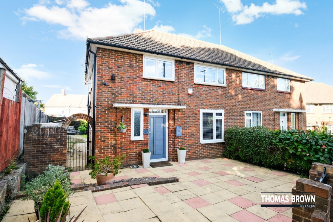 Images for Leesons Hill, Orpington EAID:11e514c9f7e99906cb8dd0ceb0e9edcf BID:1