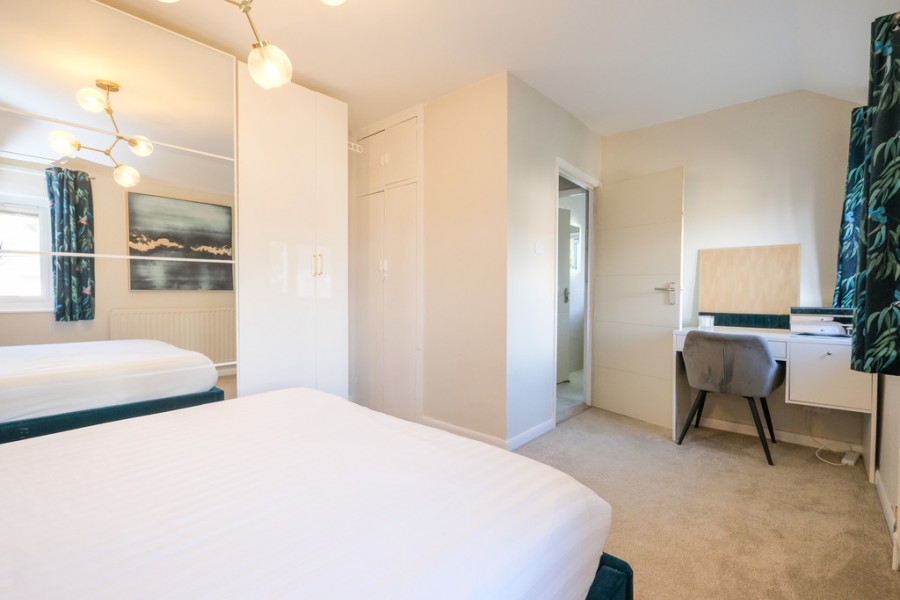 Images for Leesons Hill, Orpington EAID:11e514c9f7e99906cb8dd0ceb0e9edcf BID:1
