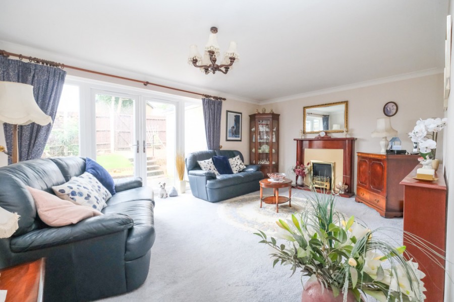 Images for Ryarsh Crescent, Orpington EAID:11e514c9f7e99906cb8dd0ceb0e9edcf BID:1