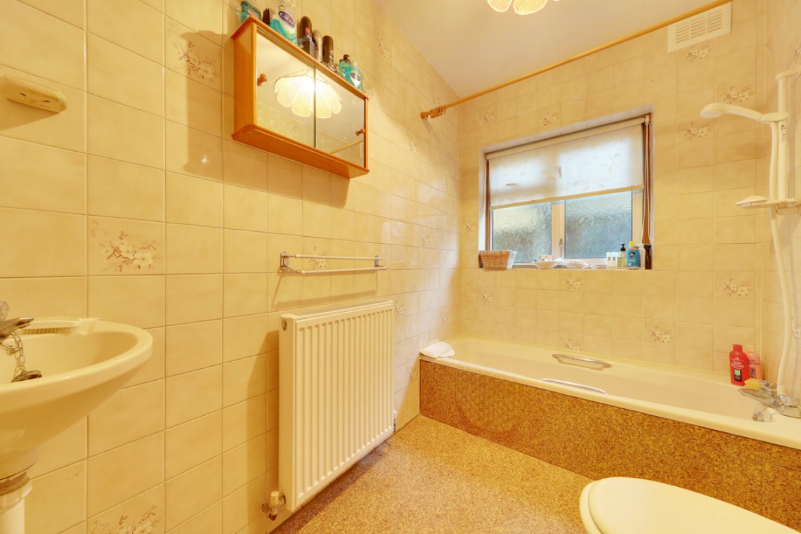 Images for Glentrammon Avenue, Orpington EAID:11e514c9f7e99906cb8dd0ceb0e9edcf BID:1