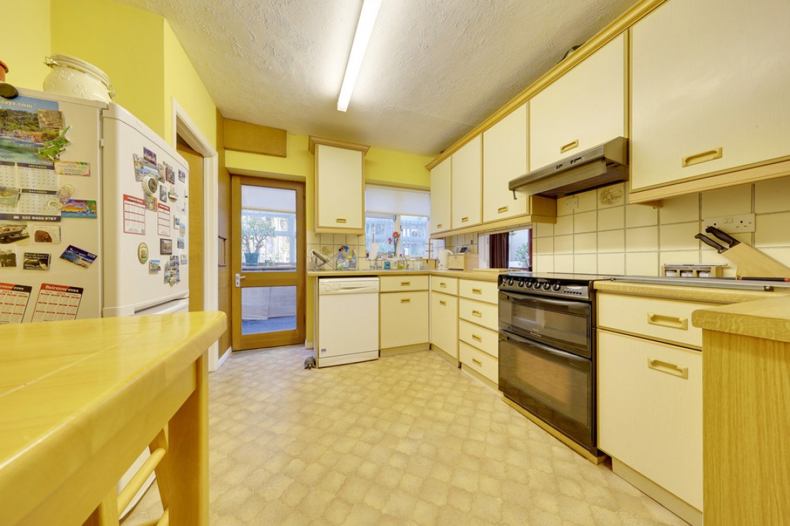 Images for Glentrammon Avenue, Orpington EAID:11e514c9f7e99906cb8dd0ceb0e9edcf BID:1