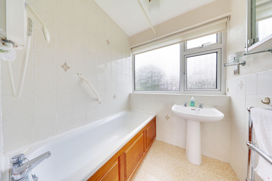 Images for Oak Road, Orpington EAID:11e514c9f7e99906cb8dd0ceb0e9edcf BID:1