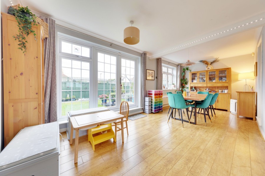 Images for Albert Road, Chelsfield EAID:11e514c9f7e99906cb8dd0ceb0e9edcf BID:1