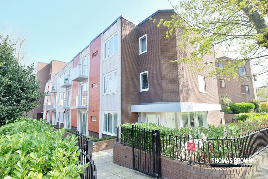 Images for Knoll Rise, Orpington EAID:11e514c9f7e99906cb8dd0ceb0e9edcf BID:1